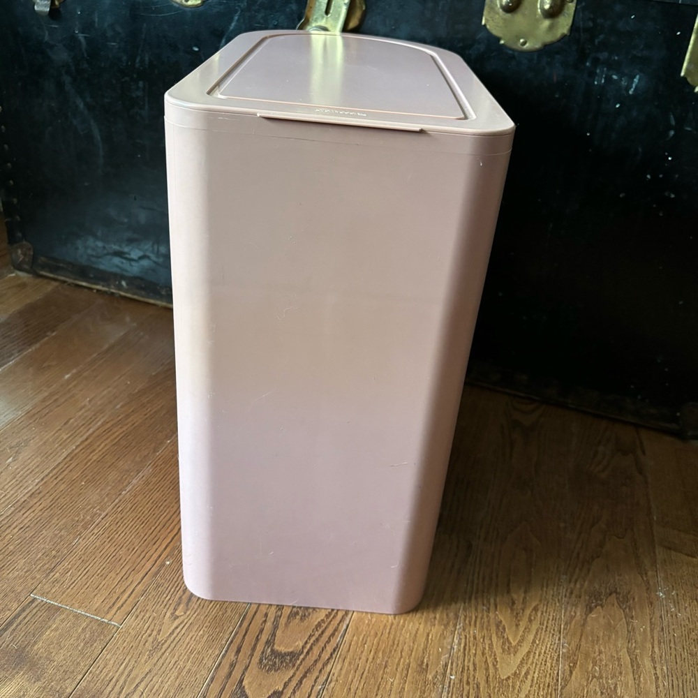 Vintage Tupperware pink large rice plastic storage and dispenser container - Picture 2 of 16